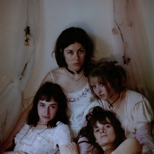 Изображение для 'The New Eves'