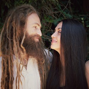 “Shimshai & Susana”的封面