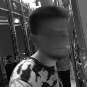 “Untrusted”的封面