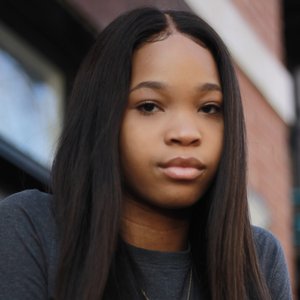 “Quvenzhané Wallis”的封面