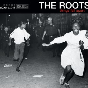 “Things Fall Apart (Deluxe Edition)”的封面
