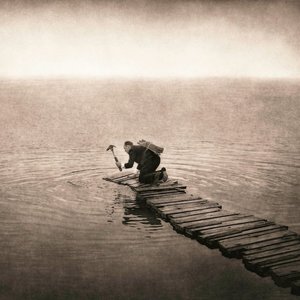 “The Gloaming”的封面