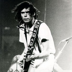 “Neil Young”的封面