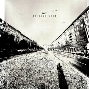 “Towards East”的封面