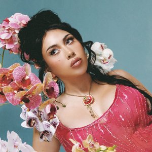 “Kali Uchis”的封面