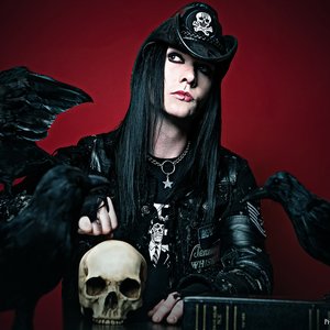 “Wednesday 13”的封面