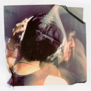 Image pour 'NEXT TO ME, AGAIN'