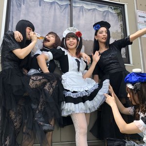 “BAND-MAID”的封面