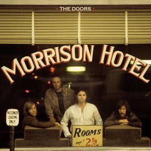 “Morrison Hotel”的封面
