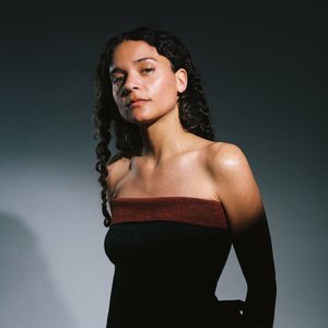 Image pour 'Erika de Casier'