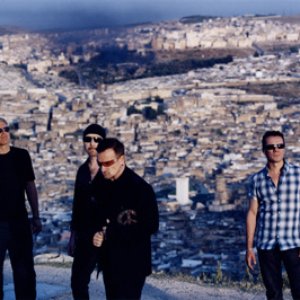 'U2' için resim