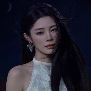 “姚晓棠”的封面