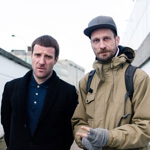 “Sleaford Mods”的封面