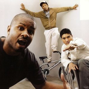 “N.E.R.D”的封面