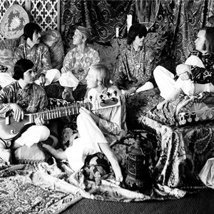 “Strawberry Alarm Clock”的封面