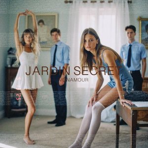 “JARDIN SECRET”的封面