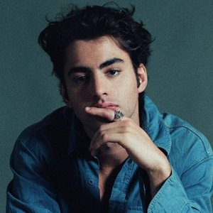 “Lucas Pretti”的封面
