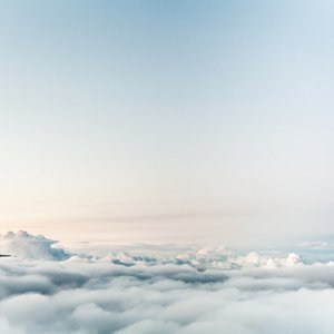 “High Above”的封面