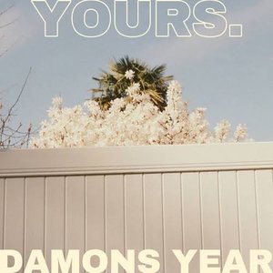 'Yours'の画像