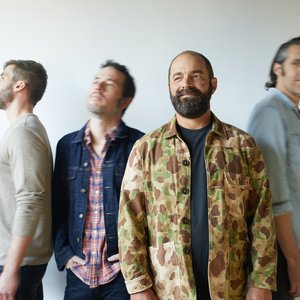 “Drew Holcomb & the Neighbors”的封面