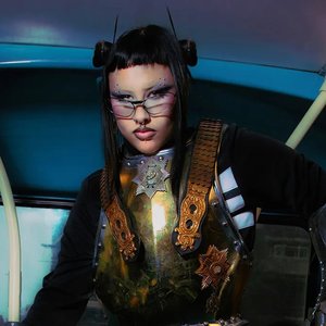 “Bobbi Arlo”的封面