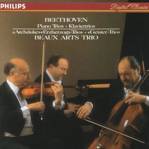 “Beethoven: Piano Trio in B flat; Piano Trio in D”的封面