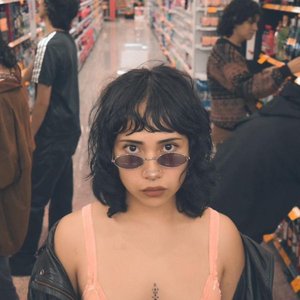 “ESTAMOS PERDIDOS”的封面