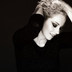 “Anneke van Giersbergen & Agua de Annique”的封面