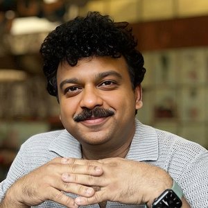 “Deepak Dev”的封面