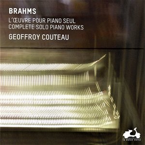 'Brahms: The Complete Solo Piano Works' için resim
