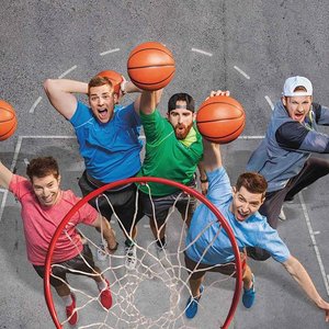 “Dude Perfect”的封面