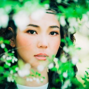 “Hanah Spring”的封面
