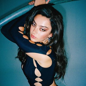 Изображение для 'Charli XCX'