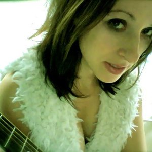 “Hannah White”的封面