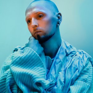 “BABYBLU”的封面
