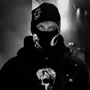 “18K”的封面