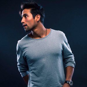 “Alvaro Estrella”的封面