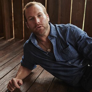 “Drake White”的封面