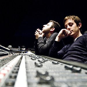 'Chase & Status' için resim
