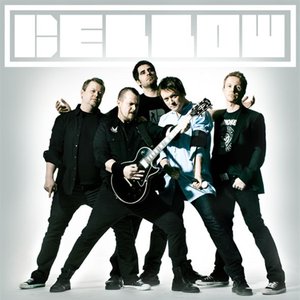 “Bellow”的封面