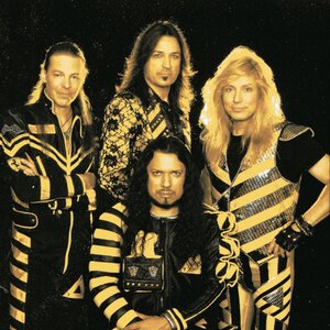 “Stryper”的封面