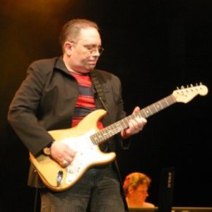 “Renato Suhett”的封面