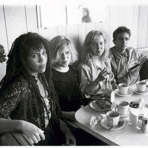 Image for 'Throwing Muses'