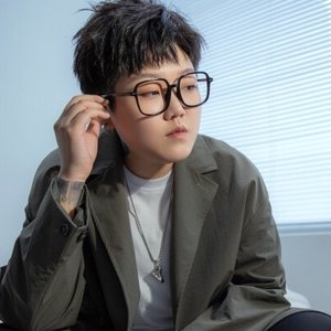 Imagen de '王靖雯不胖'