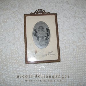 Изображение для 'Flowers of Flesh and Blood'