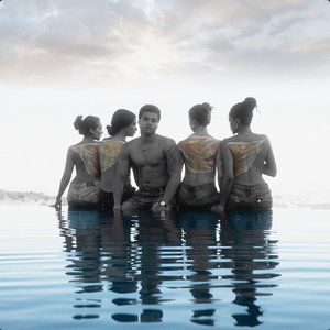 Immagine per 'Icarus'