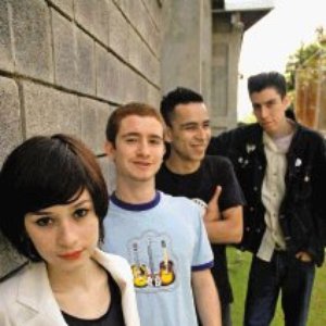 “Los Cuchillos”的封面