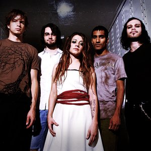 Imagen de 'Flyleaf'