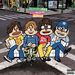 Imagem de 'EARWORM (Deluxe Edition)'