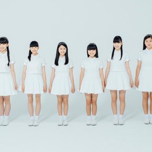 “AIS”的封面